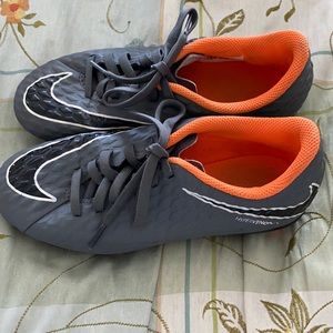 Nike Soccer cleats Kids size 2